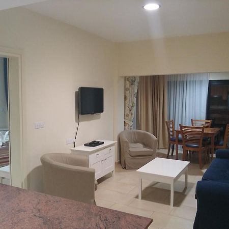 Royal Blue Hotel & Spa Geroskipou Esterno foto