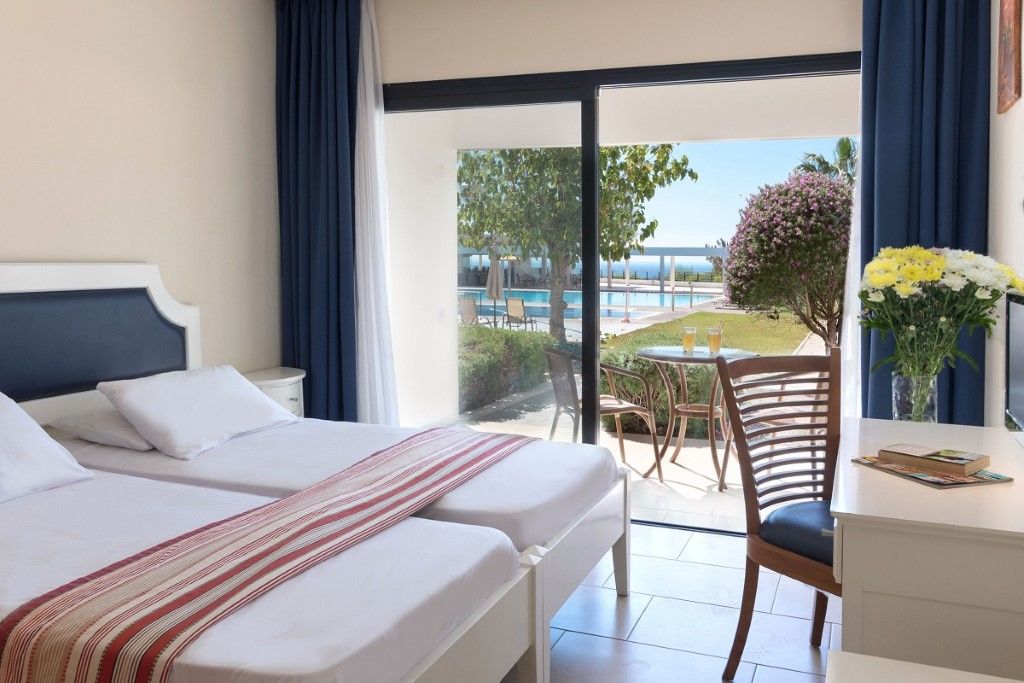 Royal Blue Hotel & Spa Geroskipou Esterno foto